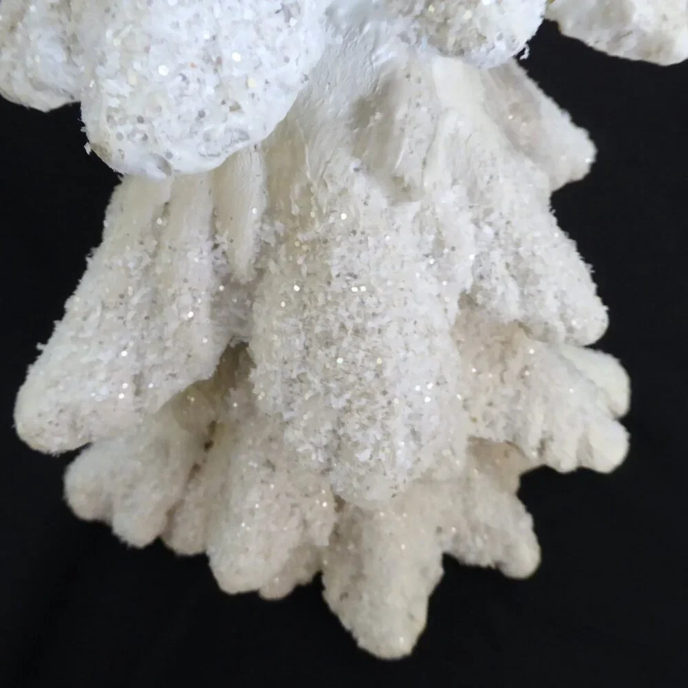 NEW 18” SNOW COVERED CHRISTMAS WINTER FOREST PINE TREE RESIN DECORATION - Picture 3 of 10